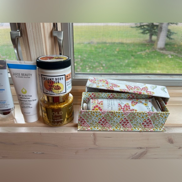 New Skincare, 111 Skin, Living Proof, Keys, Dr. Brandt, FoxyBae, Juice Beauty - Picture 6 of 10